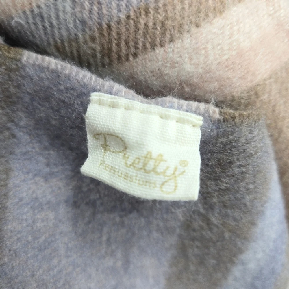 Pretty‎ Pink Plaid Scarf - Picture 5 of 10